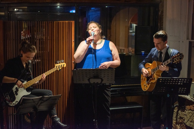 Global Sounds – Shindig Quattro